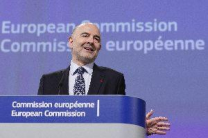 El comissari europeu Moscovici revela que guanya uns 16.000 euros al mes