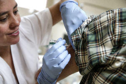 Espanyols avancen en la formulació de la vacuna universal contra la grip