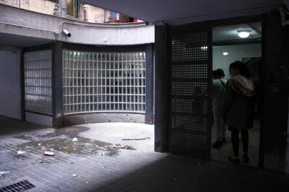 Imagen del edificio donde se halló a una de las víctimas.