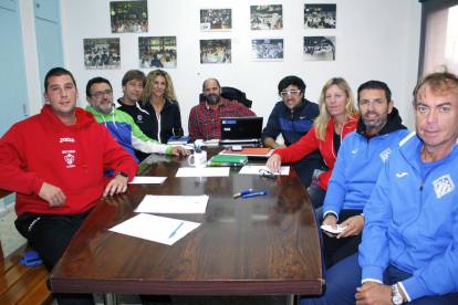 La Federación de tenis planifica la temporada con los clubes