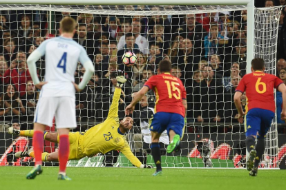 Isco logró con este remate el empate ante Inglaterra, ya en tiempo de descuento, evitando la primera derrota de la ‘era Lopetegui’.