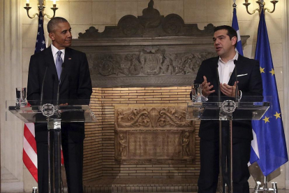Barack Obama al costat del primer ministre grec, Alexis Tsipras.