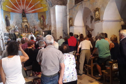 La missa celebrada aquest diumenge a l'església de Vilamur.