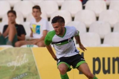 José Artiles, en un partit de la passada temporada amb el Racing.