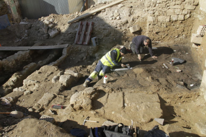 Siguen las excavaciones arqueológicas en el antiguo barrio judío