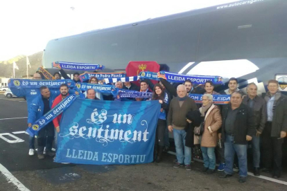 Aspecto de la grada de Anoeta en la que se situaron los aficionados del Lleida que viajaron hasta San Sebastián.
