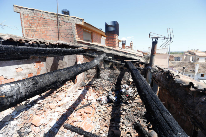 Un incendi en dos cases va obligar aquest dimarts a desallotjar dos famílies a Menàrguens, a la Noguera.