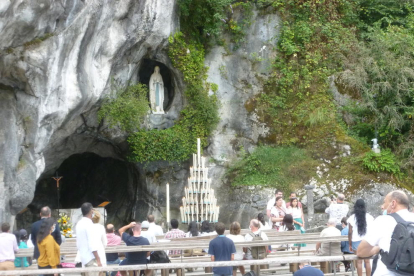 Seguint la tradició familiar de padrins , pares i ara nosaltres hem estat a Lourdes.