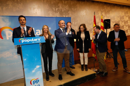 Imatges de l'acte de campanya del PP a Lleida, amb Alejandro Fernández
