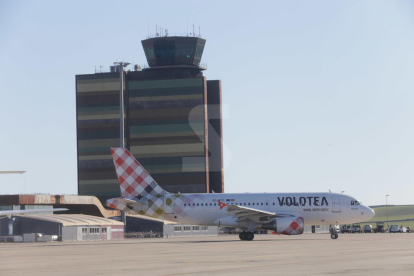 Pràctiques de vol a l'aeroport d'Alguaire