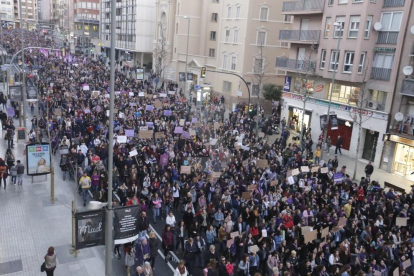 Jornada con dos manifestaciones por falta de un acuerdo entre los colectivos feministas Marea Lila y la Coordinadora del 8-M.