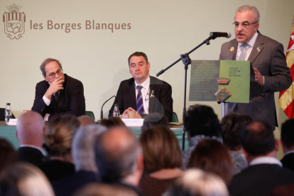 Imatges de la visita de Quim Torra a la Fira de l'Oli de les Borges Blanques