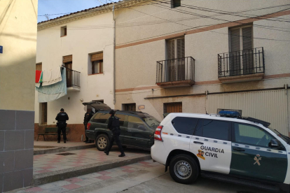 Registros de la Guardia Civil en la capital del Segrià, Almacelles, Castellnou de Seana y Bellpuig.