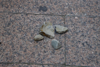 Vàndals tiren pedres a l'Eix Comercial de Lleida