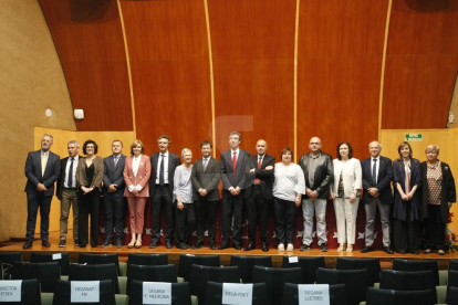 El catedràtic de Química pren el relleu de Roberto Fernández.