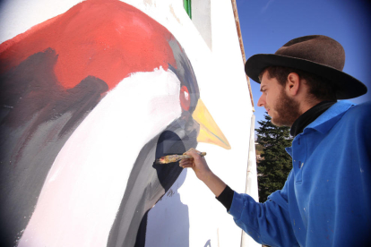Ivars d'Urgell converteix les aus de l'estany en art urbà. Projecte de divulgació de Swen Schmitz i el consistori