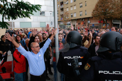 Càrregues policials al CAP de Cappont de Lleida