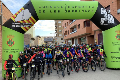 Imatges de la 10a edició de la cursa de BTT Terrall-Garrigues organitzada pel Club Ciclista Ateneu Garriguenc.