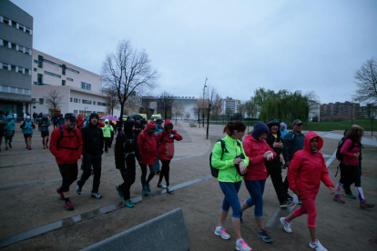 La popular caminada reuneix gairebé 2.000 persones malgrat la meteorologia || Tres nous recorreguts de fins a 34 km i un repte solidari amb Aspros