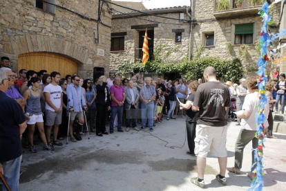 Pueblos de Lleida se suman al homenaje a las víctimas de los atentados en Barcelona y Cambrils.