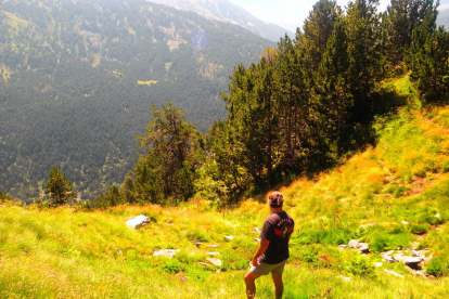 pujant als llacs a Andorra