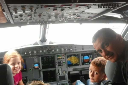 A l'avió... Rumb a Lanzarote.. Inolvidable. Marina Estrella Tarragó. Alcarràs.