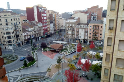 Les fulles cauen, arriba la boira i comença a fer fred.