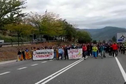 Manifestació a la Seu d'Urgell i tall de l'N-145