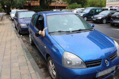 Trenquen vidres de cotxes a la Zona Alta de Lleida