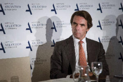 Aznar renuncia a la Presidència d’honor del Partit Popular