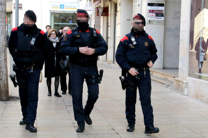 Patrulles armades per les zones comercials de Lleida