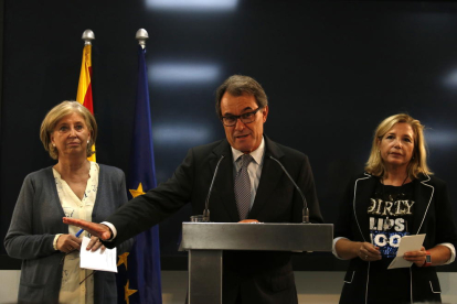 Irene Rigau, Artur Mas y Joana Ortega el pasado 3 de octubre.