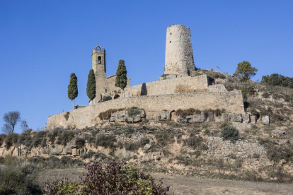 La torre medieval de Lloberola.