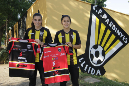 Janira i Alexandra compaginaran les dos lligues, ja que a Suècia la competició es juga d’abril a setembre.