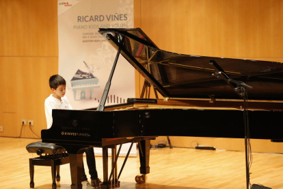 Ayer participaron en el concurso en el Auditori los 17 jóvenes pianistas inscritos de hasta 14 años.