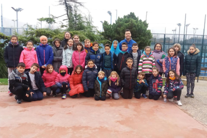 Una trentena de nadadors han participat en el campus de Nadal del CN Lleida.