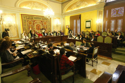 El pleno de la Paeria rechaza las alegaciones de la oposición y aprueba definitivamente los presupuestos para 2017