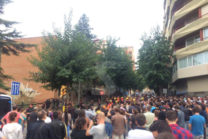 Concentració davant del Govern Militar a Lleida