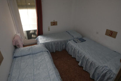 Imagen de archivo de una de las habitaciones del actual albergue Jericó, en la calle Tallada.