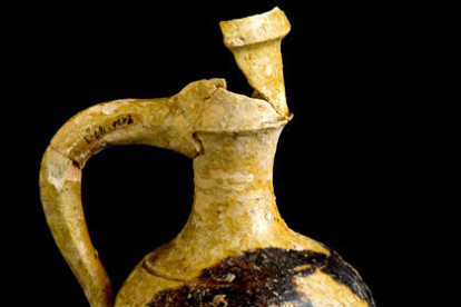 La aceitera de cerámica del siglo XI.