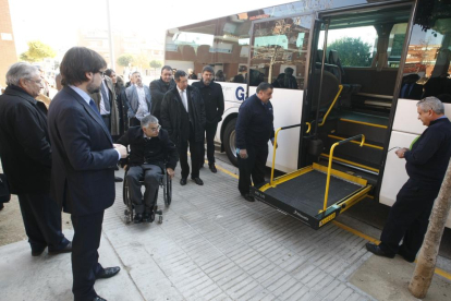 Ricard Font en la inauguració del bus exprés a Torrefarrera.