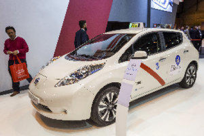 Nissan descontará en sus eléctricos 5.500 euros y los financiará al 0%