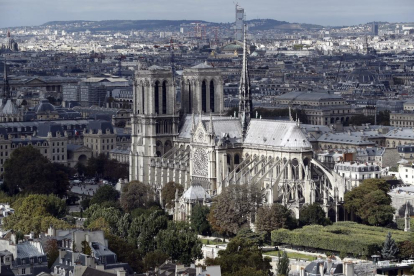 Vista de la catedral de Notre Dame de París.