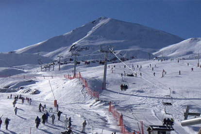 Los esquiadores pudieron disfrutar ayer en la estación de Boí.