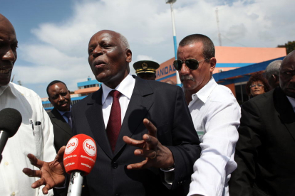 Dos Santos, presidente de Angola, ordenó una investigación.
