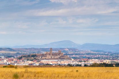 Gran panoràmica del pla de Lleida des de l'aeròdrom d'Alfés