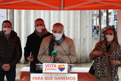 Acte de campanya de Ciutadans a Lleida, amb Carlos Carrizosa