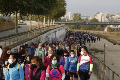 Una caminata contra el cáncer en Lleida