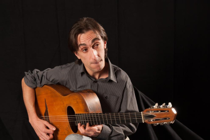 El guitarrista de jazz francés afincado en Lleida Jérôme Frayssinet.