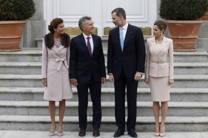Macri se reunió con Felipe VI y almuerza con los Reyes en Zarzuela